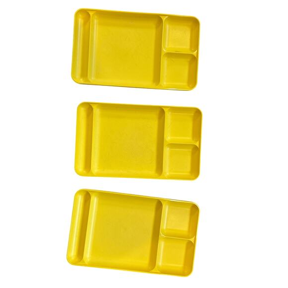 Three Yellow Tupperware Food Trays Divided Compartment Camping RV Lunch - Picture 1 of 4